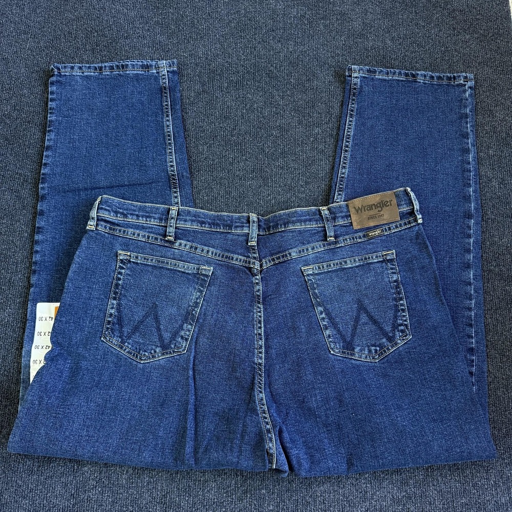Wrangler Relaxed Fit Jeans Mens‎ 42x30 Medium Wash Blue Denim Straight Stretch